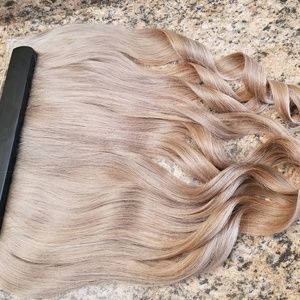 Halo Wire human hair extensions. 20" Ash blonde.